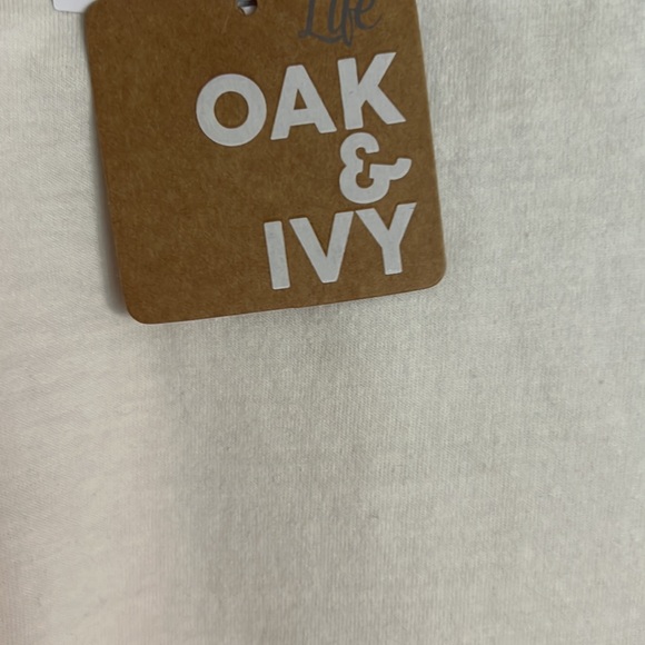 Oak and Ivy fashion T-shirt - Picture 5 of 6